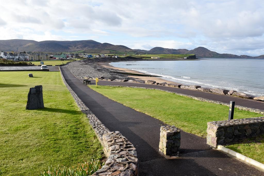 Butler Arms Hotel Waterville Buitenkant foto