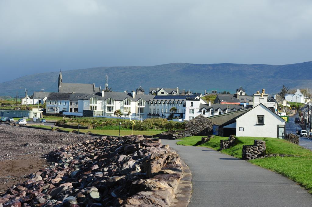 Butler Arms Hotel Waterville Buitenkant foto