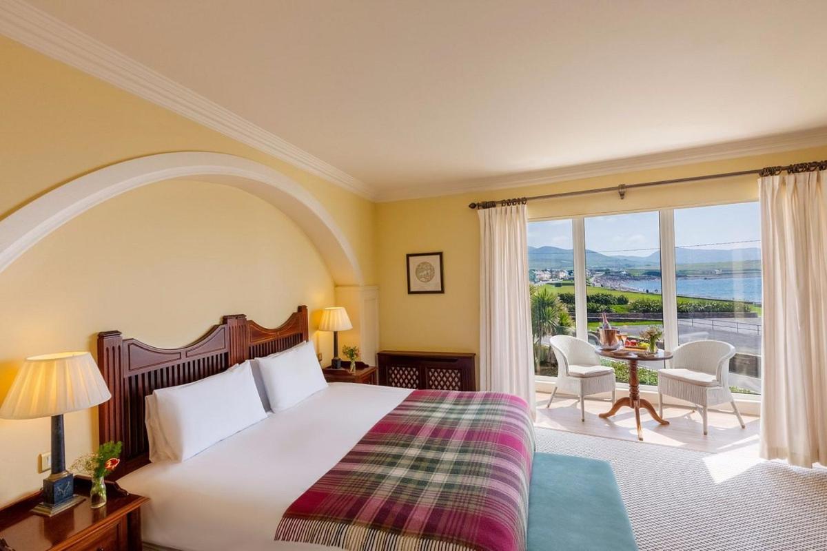 Butler Arms Hotel Waterville Buitenkant foto