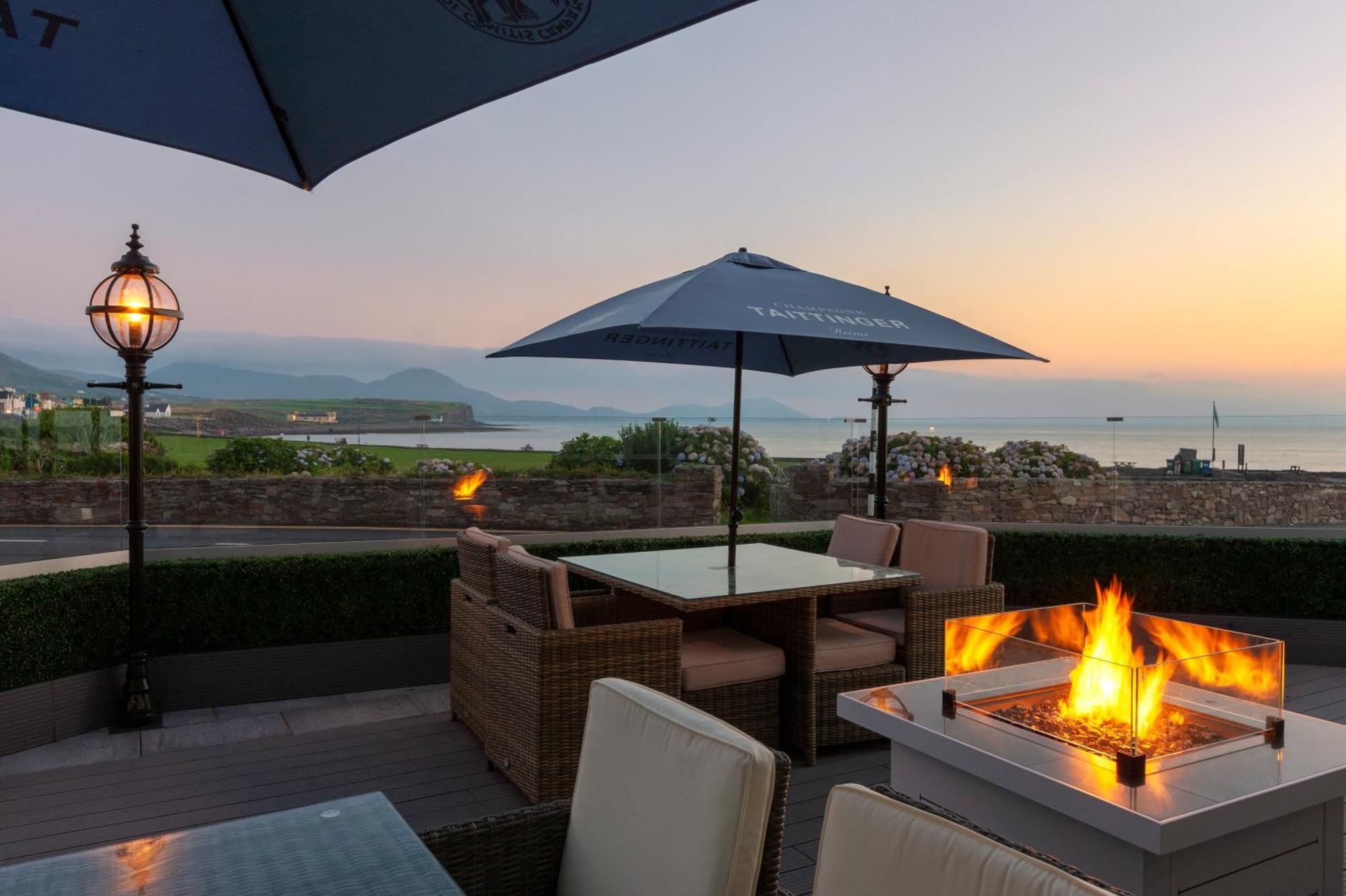 Butler Arms Hotel Waterville Buitenkant foto