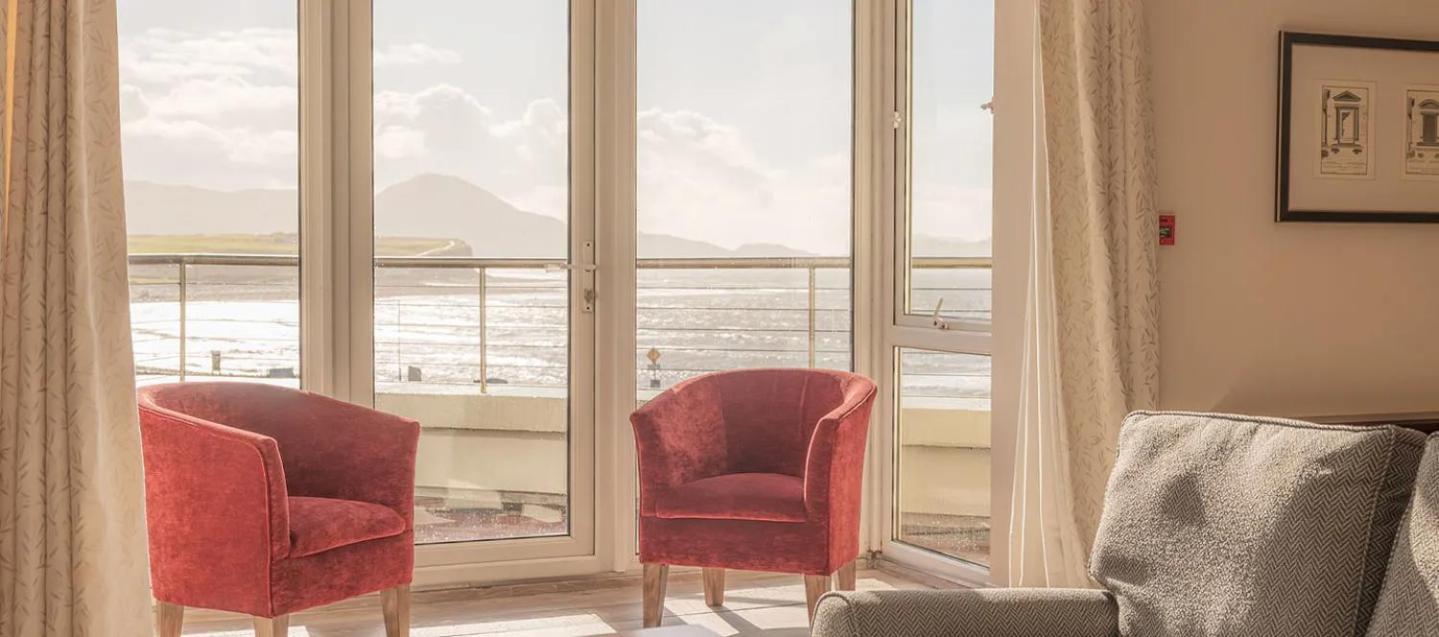 Butler Arms Hotel Waterville Buitenkant foto