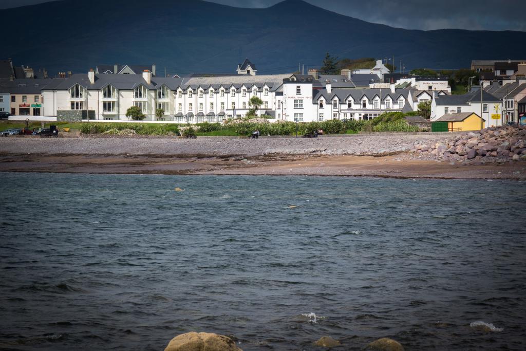 Butler Arms Hotel Waterville Buitenkant foto